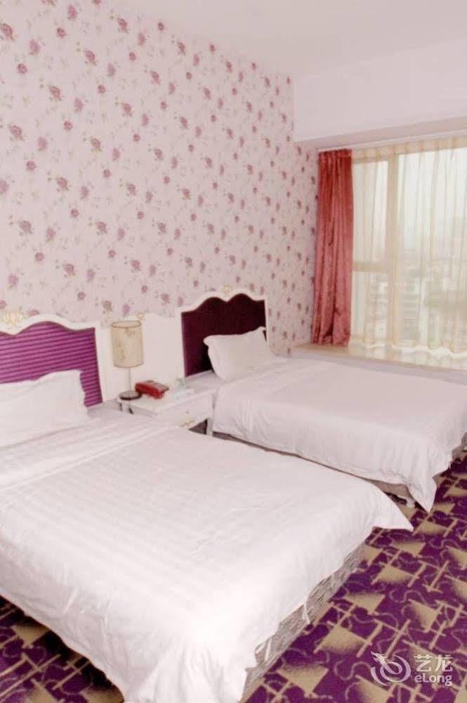 Chengdu Lilac Hotel Fei Cheng Branch Exteriör bild